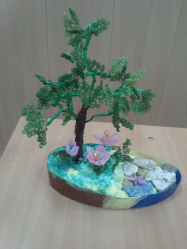 Artesanato feito de miçangas é a base para iniciantes com esquemas (árvores, flores, quadros). Aulas de beleza faça você mesmo (mais de 190 fotos)