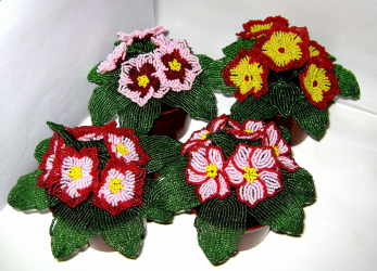 Artesanato feito de miçangas é a base para iniciantes com esquemas (árvores, flores, quadros). Aulas de beleza faça você mesmo (mais de 190 fotos)