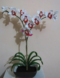 Artesanato feito de miçangas é a base para iniciantes com esquemas (árvores, flores, quadros). Aulas de beleza faça você mesmo (mais de 190 fotos)
