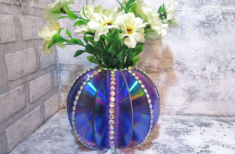 The second life of wadded and computer disks - Brilliant ideas of hand-made articles (95 + Photo). 11 brilliantly simple step-by-step master classes