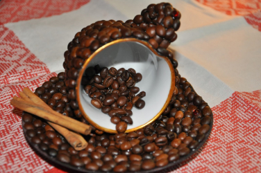 O artesanato mais incomum e interessante de café e grãos de café para 5+. Oficinas fáceis para iniciantes passo a passo (130 + foto)