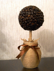 O artesanato mais incomum e interessante de café e grãos de café para 5+. Oficinas fáceis para iniciantes passo a passo (130 + foto)