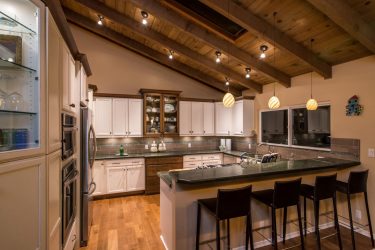 Qual é o melhor teto da cozinha? 180+ Fotos As opções mais modernas