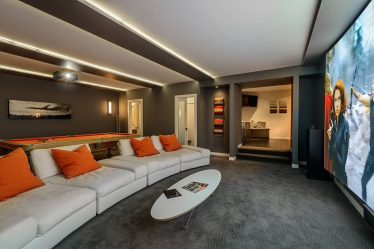 O teto na sala (310 + Foto): alta qualidade e moda. Apenas opções ganha-ganha