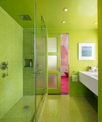 O teto na sala (310 + Foto): alta qualidade e moda.Apenas opções ganha-ganha