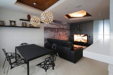 O teto na sala (310 + Foto): alta qualidade e moda. Apenas opções ganha-ganha