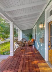 Belos projetos de casa de um andar com um terraço (mais de 175 fotos). Funcionalidades de posicionamento no site