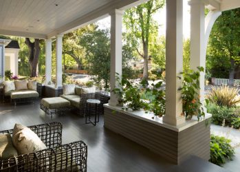 Belos projetos de casa de um andar com um terraço (mais de 175 fotos). Funcionalidades de posicionamento no site