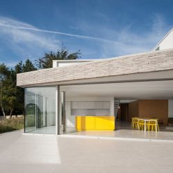 Belos projetos de casa de um andar com um terraço (mais de 175 fotos). Funcionalidades de posicionamento no site