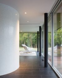 Belos projetos de casa de um andar com um terraço (mais de 175 fotos). Funcionalidades de posicionamento no site