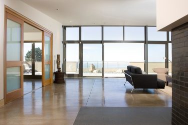 Belos projetos de casa de um andar com um terraço (mais de 175 fotos). Funcionalidades de posicionamento no site
