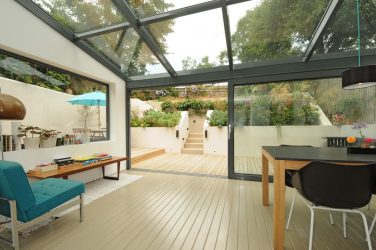 Belos projetos de casa de um andar com um terraço (mais de 175 fotos). Funcionalidades de posicionamento no site