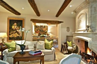 Estilo de Provence em um interior moderno: 335+ Fotos de belos desenhos para os românticos e conhecedores da França (no corredor / sala / cozinha)