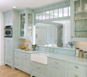 Estilo de Provence em um interior moderno: 335+ Fotos de belos desenhos para os românticos e conhecedores da França (no corredor / sala / cozinha)