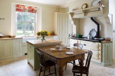 Estilo de Provence em um interior moderno: 335+ Fotos de belos desenhos para os românticos e conhecedores da França (no corredor / sala / cozinha)