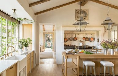 Estilo de Provence em um interior moderno: 335+ Fotos de belos desenhos para os românticos e conhecedores da França (no corredor / sala / cozinha)