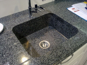 Pias de pedra - uma bela adição à cozinha. 175+ (foto) redondo, quadrado e canto. Escolha com a gente