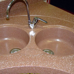 Pias de pedra - uma bela adição à cozinha. 175+ (foto) redondo, quadrado e canto. Escolha com a gente