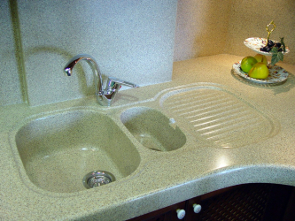 Pias de pedra - uma bela adição à cozinha. 175+ (foto) redondo, quadrado e canto. Escolha com a gente