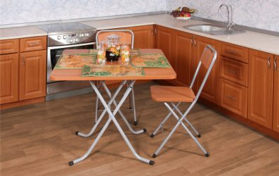 Mesa de cozinha dobrável (pequena, oval, vidro): Como escolher? Onde colocar? Como decorar?