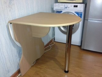 Mesa de cozinha dobrável (pequena, oval, vidro): Como escolher? Onde colocar? Como decorar?