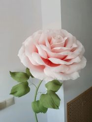 Como fazer rosas de papel com as próprias mãos: Instruções passo a passo para iniciantes (mais de 190 fotos)