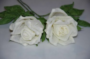 Como fazer rosas de papel com as próprias mãos: Instruções passo a passo para iniciantes (mais de 190 fotos)