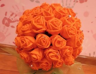 Como fazer rosas de papel com as próprias mãos: Instruções passo a passo para iniciantes (mais de 190 fotos)