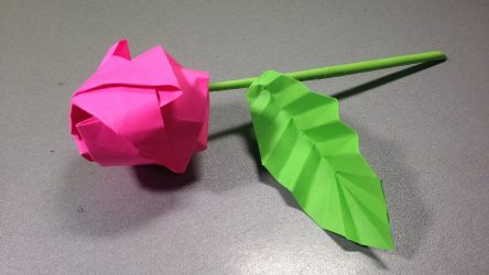 Como fazer rosas de papel com as próprias mãos: Instruções passo a passo para iniciantes (mais de 190 fotos)
