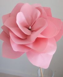 Como fazer rosas de papel com as próprias mãos: Instruções passo a passo para iniciantes (mais de 190 fotos)