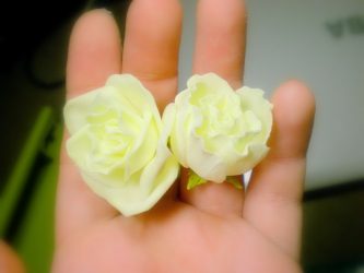Como fazer rosas de papel com as próprias mãos: Instruções passo a passo para iniciantes (mais de 190 fotos)
