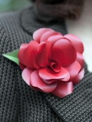 Como fazer rosas de papel com as próprias mãos: Instruções passo a passo para iniciantes (mais de 190 fotos)