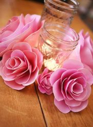 Como fazer rosas de papel com as próprias mãos: Instruções passo a passo para iniciantes (mais de 190 fotos)