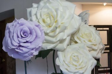 Como fazer rosas de papel com as próprias mãos: Instruções passo a passo para iniciantes (mais de 190 fotos)