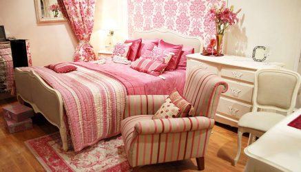 Conto de fadas rosa: 220+ (foto) combinações de opções no interior de salas diferentes