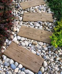 Como é bonito fazer caminhos de jardins com as próprias mãos a baixo custo? Mais de 180 fotos de opções suburbanas de diferentes materiais (telhas, plástico, borracha)