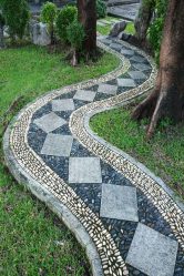 Como é bonito fazer caminhos de jardins com as próprias mãos a baixo custo? Mais de 180 fotos de opções suburbanas de diferentes materiais (telhas, plástico, borracha)