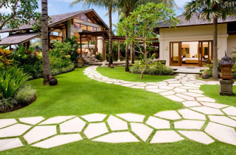 How beautiful to make garden paths with their own hands at low cost? 180+ Photos of summer options from different materials (tiles, plastic, rubber)