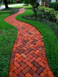 Como é bonito fazer caminhos de jardins com as próprias mãos a baixo custo? Mais de 180 fotos de opções suburbanas de diferentes materiais (telhas, plástico, borracha)
