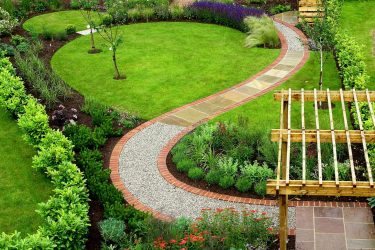 Como é bonito fazer caminhos de jardins com as próprias mãos a baixo custo? Mais de 180 fotos de opções suburbanas de diferentes materiais (telhas, plástico, borracha)
