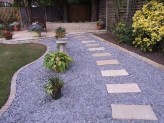 Como é bonito fazer caminhos de jardins com as próprias mãos a baixo custo? Mais de 180 fotos de opções suburbanas de diferentes materiais (telhas, plástico, borracha)