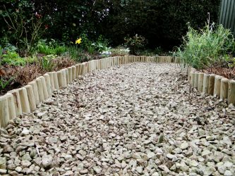 Como é bonito fazer caminhos de jardins com as próprias mãos a baixo custo? Mais de 180 fotos de opções suburbanas de diferentes materiais (telhas, plástico, borracha)