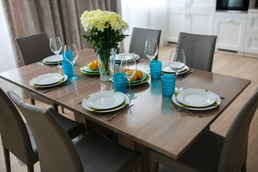 Configuração de mesa festiva (mais de 280 fotos): Tecnologia e regras para organizar refeições
