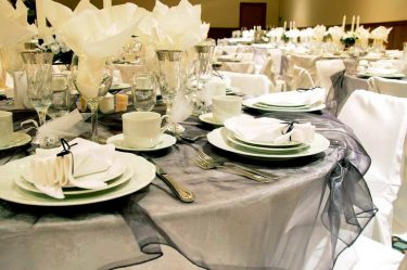 Configuração de mesa festiva (mais de 280 fotos): Tecnologia e regras para organizar refeições
