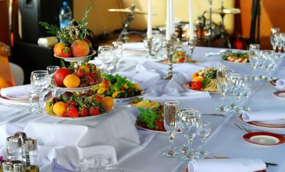 Configuração de mesa festiva (mais de 280 fotos): Tecnologia e regras para organizar refeições