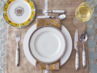 Configuração de mesa festiva (mais de 280 fotos): Tecnologia e regras para organizar refeições