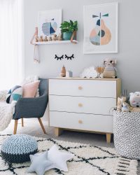 Guarda-roupa no berçário: Como não cometer um erro com a escolha? 205+ (foto) design com opções (guarda-roupa de correr, canto, built-in)