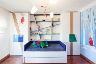 Guarda-roupa no berçário: Como não cometer um erro com a escolha? 205+ (foto) design com opções (guarda-roupa de correr, canto, built-in)