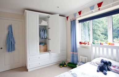 Guarda-roupa no berçário: Como não cometer um erro com a escolha? 205+ (foto) design com opções (guarda-roupa de correr, canto, built-in)