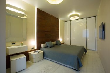 Guarda-roupa no quarto: encontre o guarda-roupa dos seus sonhos. Os modelos mais relevantes e práticos
